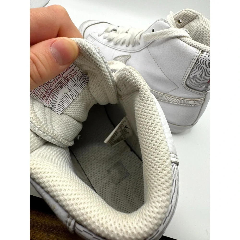 Nike Blazer Mid '77 GS White Logo Print DJ4624-100 Kids 6‎ Sneaker Leather Skate